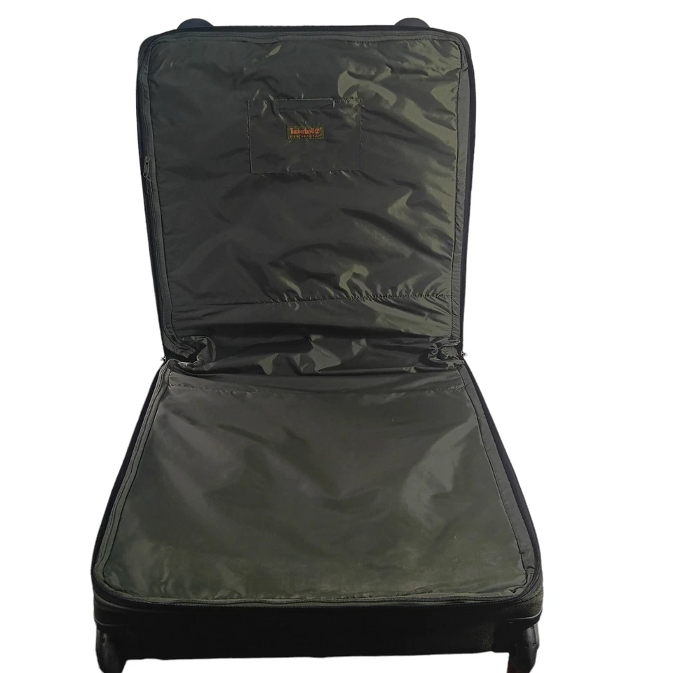 Maleta de viaje Timberland rodante de 30" con ruedas con asa extraíble verde Foto 3 de 4