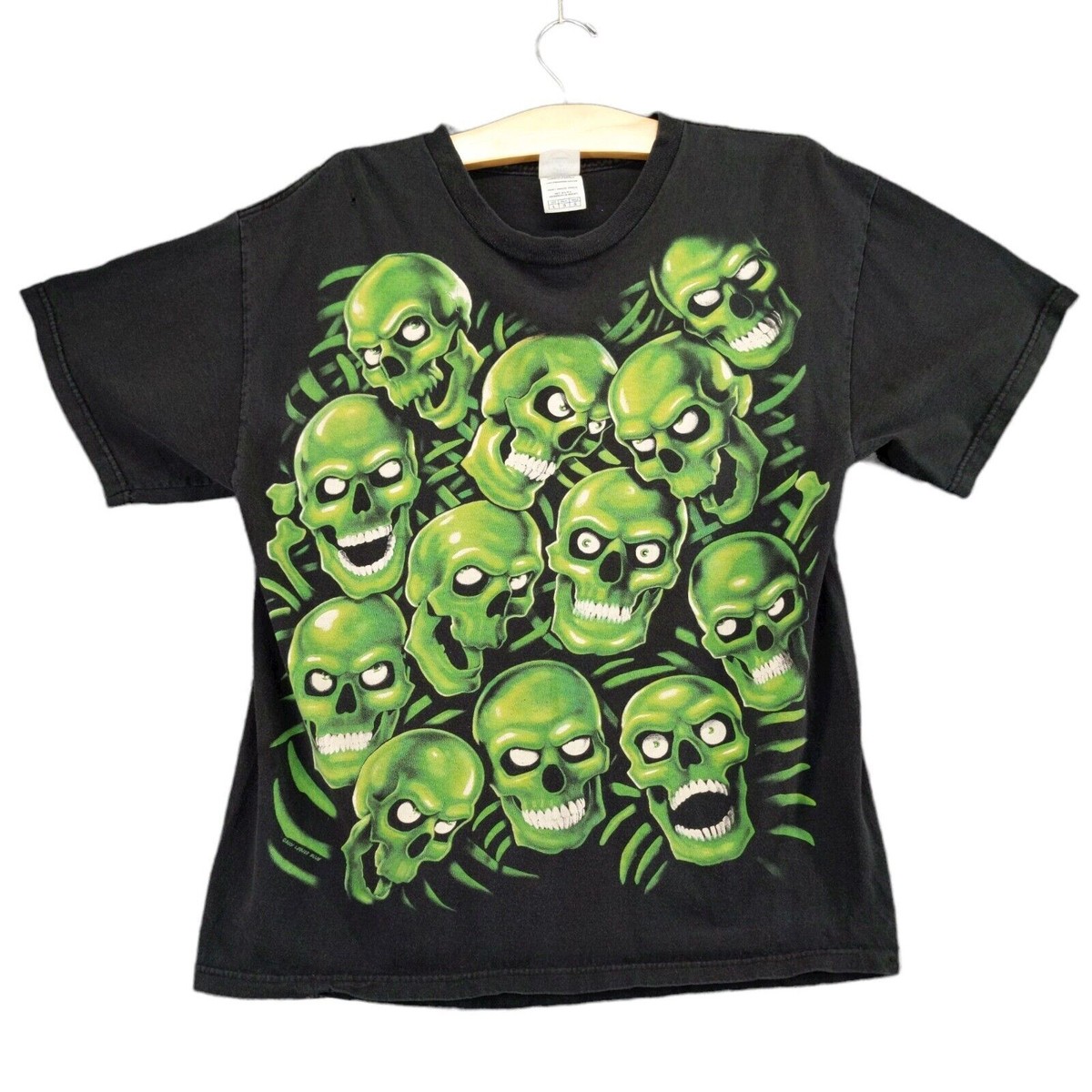 Delta Pro Weight Many Green Smiling Skulls Spooky Creepy T Shirt