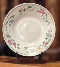Vtg "Country Garden" Porcelain White and Floral Salad/Serving Bowl 8" Replace