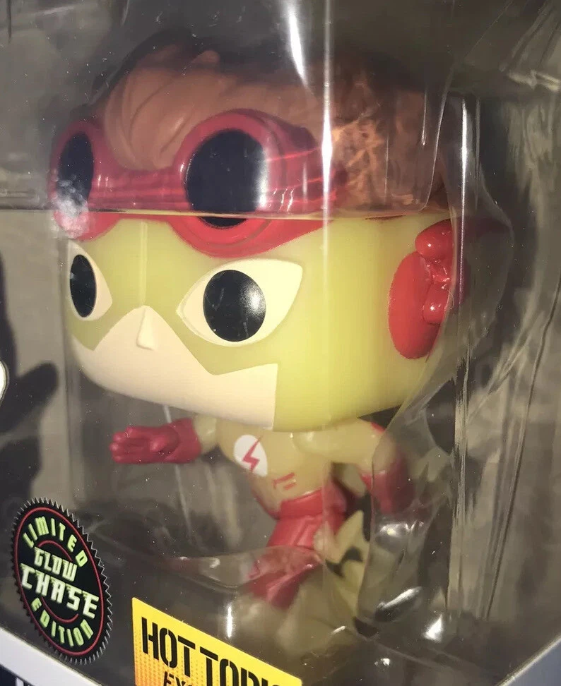 320 Kid Flash Glow Chase Hot Topic Exclusive Funko Pop