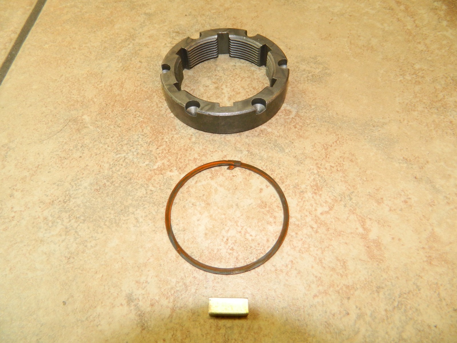 Spindle Nut Kit GM 14 Bolt 10.5 11.5 REAR AXLE Lock Ring Key Dodge 2003