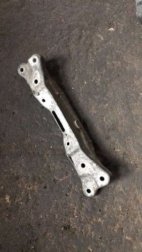 BMW 5 E39 1999 Getriebehalter 10934469