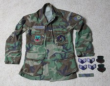 US AIR FORCE Woodland Camo Shirt Small Long Staff Sergeant Avon Park Patches