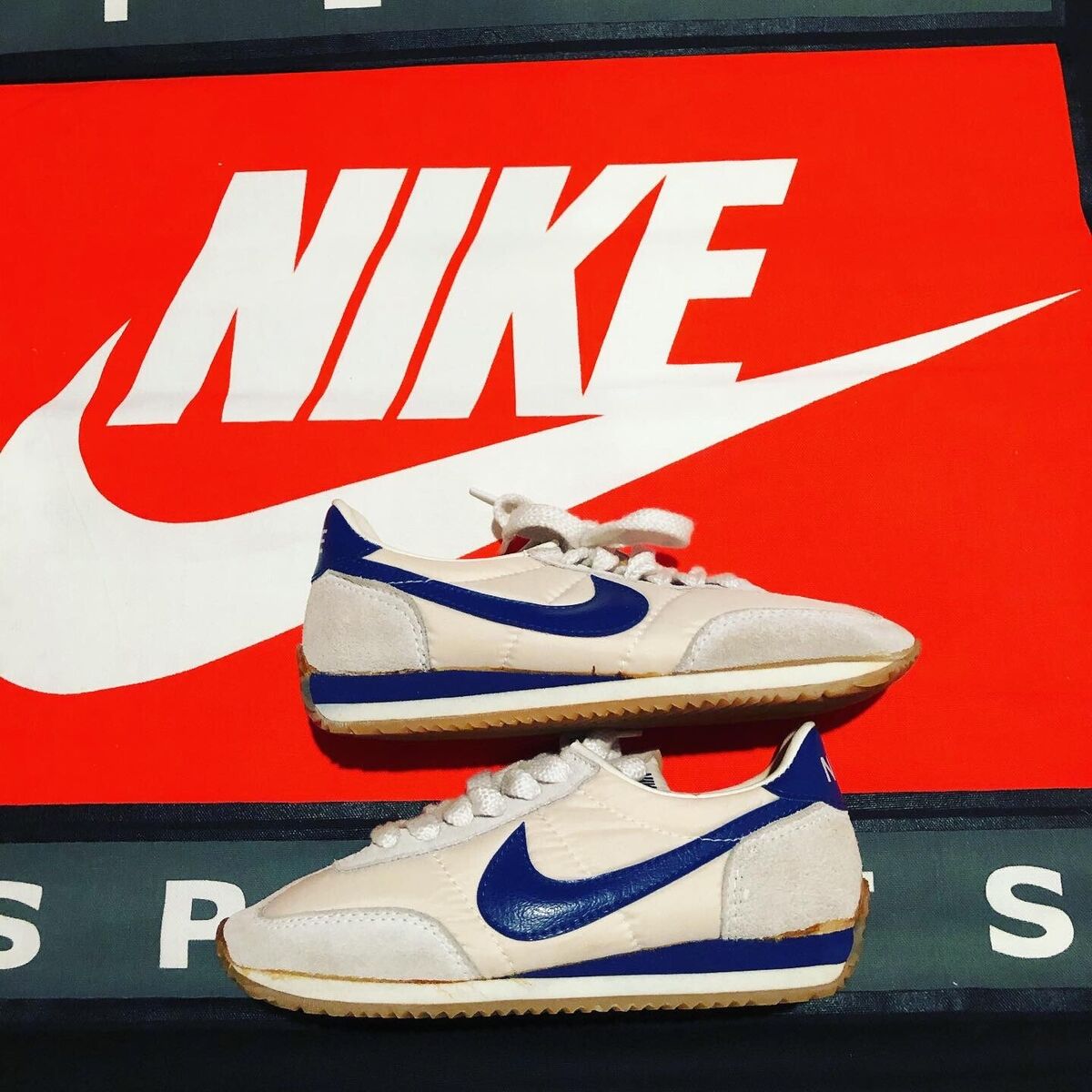 VTG NIKE LADY OCEANIA WOMENS SIZE 4 NOS 1982 SUPER RARE 80s VTG NIKE LADY OCEANIA WOMENS SIZE 4 NOS 1982 SUPER RARE 80s