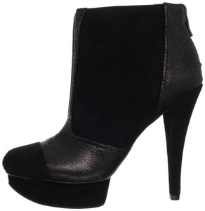 bcbg black suede booties