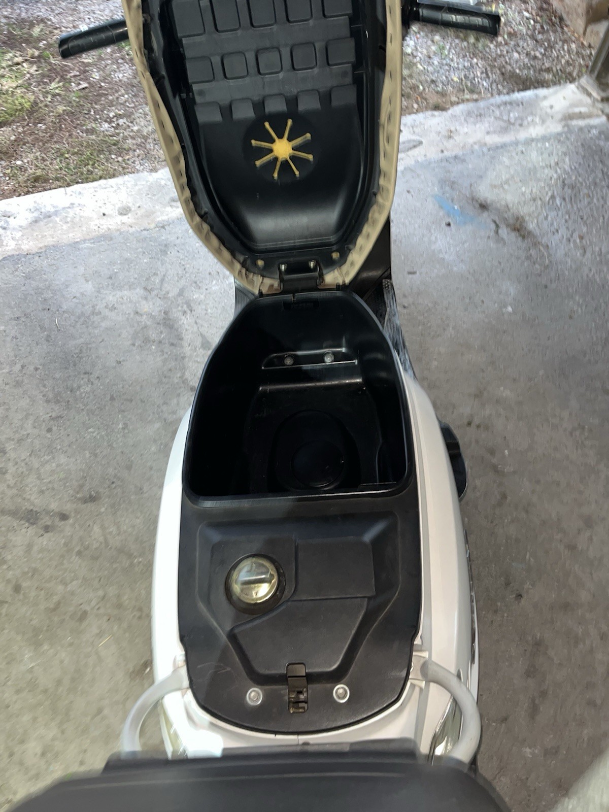 Motorino SYM Fiddle II 125 foto 4