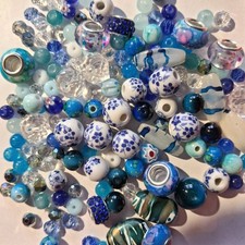 120 x 6-12 mm gro&szlig;e Glas, Porzellan PERLEN f&uuml;r Flitter Kl&ouml;ppeln BLAU