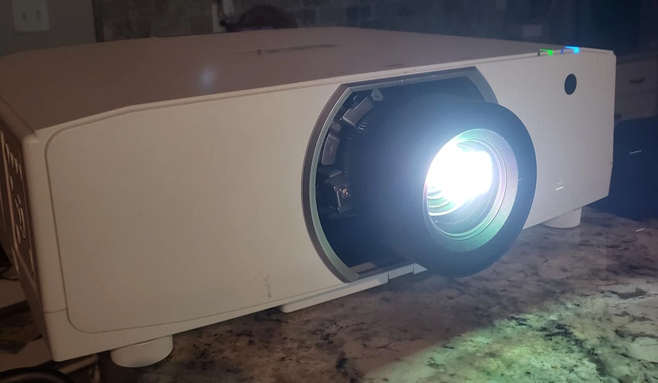 NEC NP-PA803U Projector, 8000 Lumens 1920x1200 ,New Lamp 0Hrs, New NP41ZL Lens - Image 2 of 4