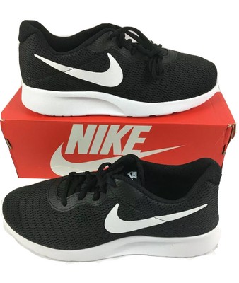 nike tanjun wide 4e