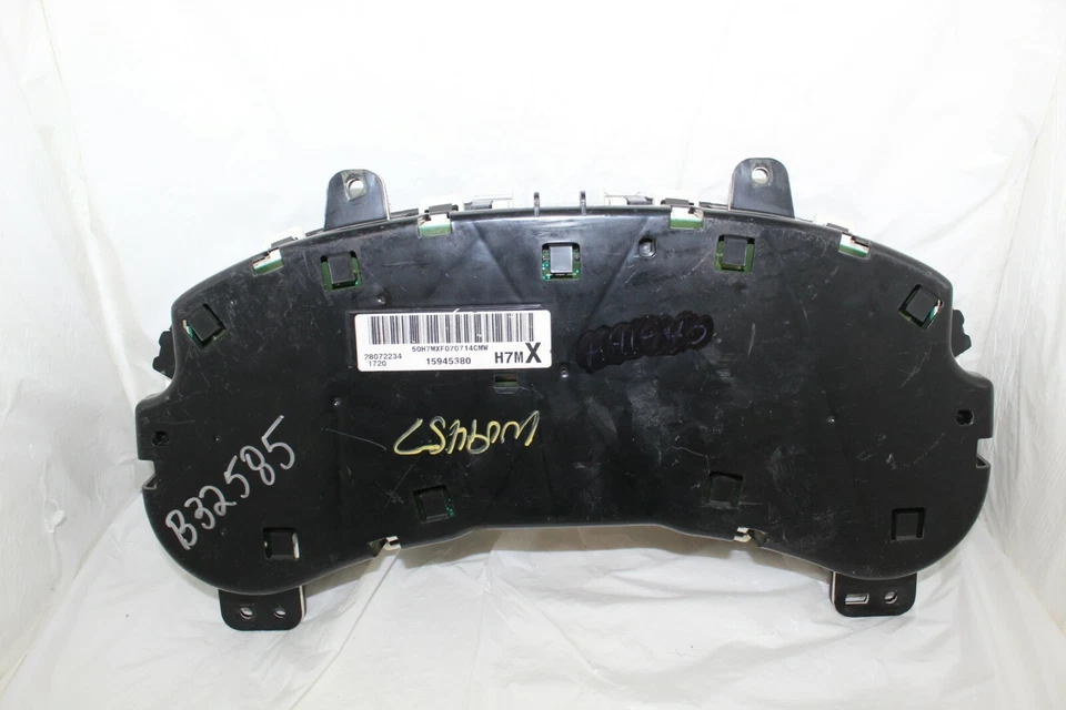 Speedometer Instrument Cluster Gauges 06 07 Buick Rainier 76,383 Miles REBUILT - Image 4 of 4