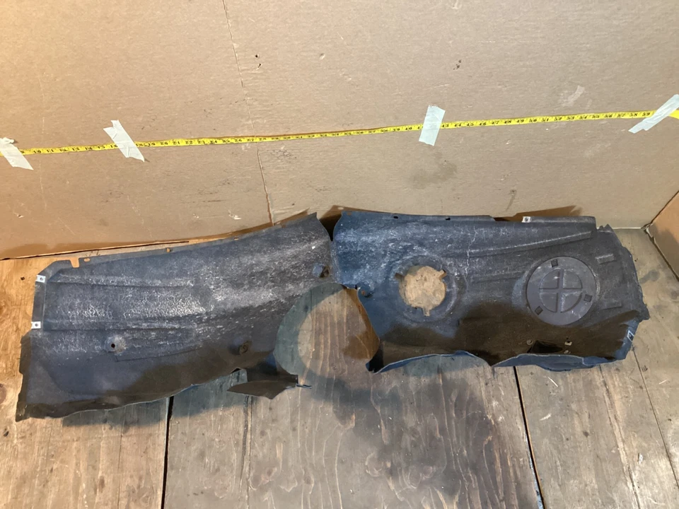 Mini Cooper Paceman 2013-2016 revestimiento de rueda delantera derecha protector contra salpicaduras OEM. Foto 2 de 4