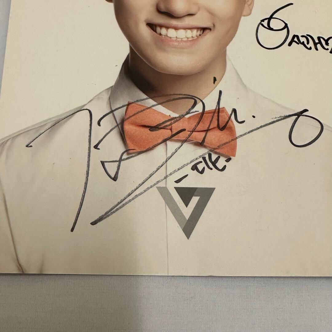 Seventeen Dino autographed signed Postcard 17 CARAT Signing event