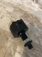 Leviton 11 Flourescent Starter Switch Push Button 4-Button 40W-125V-AC