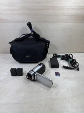 Canon FS20 Digital Video Camcorder Camera 48X  Zoom w/ Bag 2 Batts Card Charger