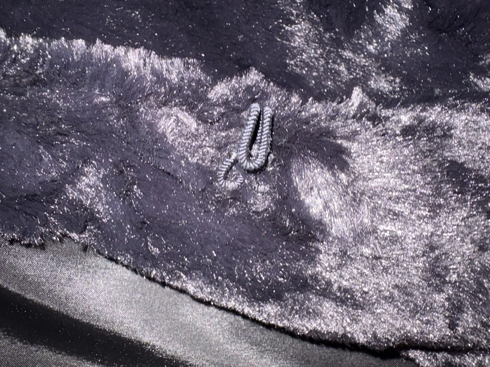 Xale Karen Kane preto pele sintética asa de morcego cortado tamanho único serve para mais adorável quente - Imagem 4 de 4