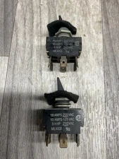 CARLING TECHNOLOGIES 10/15 AMP TOGGLE SWITCH MARINE *Lot of 2* #4033F158SI