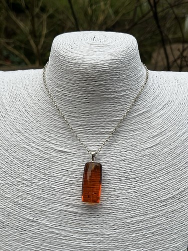 Natural Amber Bright Cognac Colour Cylinder Pendant 23 - Picture 12 of 14