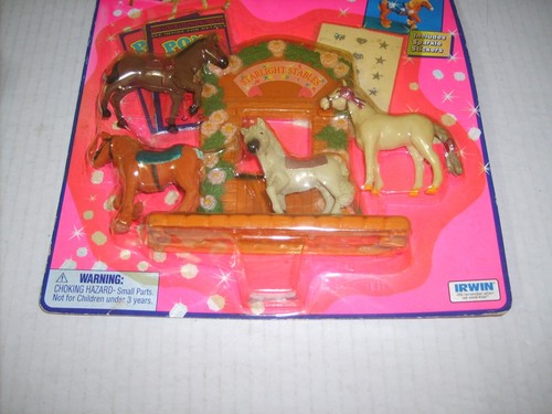 RARE IRWIN PONY IN MY POCKET LOVE & SPARKLE MINI HORSE SET NEW MOSC COLLECTION - Picture 3 of 7
