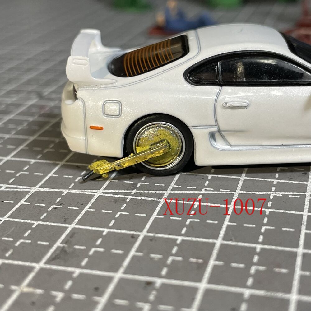 1/64 Diorama Wheel Lock Clamp Model for Garage Parking Scene Display