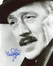 MAX VON SYDOW - GENUINE SIGNED AUTOGRAPH