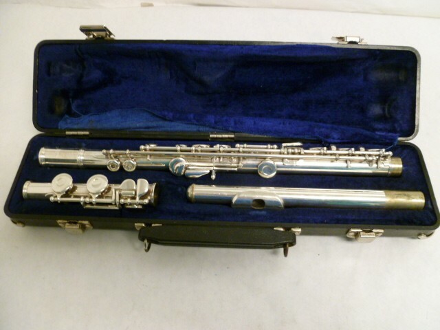 アームストロング　フルート　USA 104 Vintage Armstrong USA Elkhart Ind Silver Flute Model 104 w