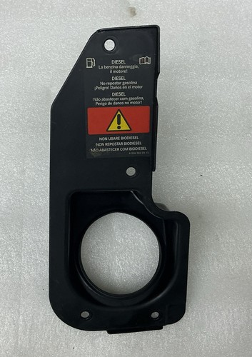 Mercedes-Benz Sprinter W900 W906 W907 W910 Tankstutzen A9067540234