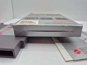 Metroid Silver (Nintendo NES) Complete in Box CIB Manual Game Box