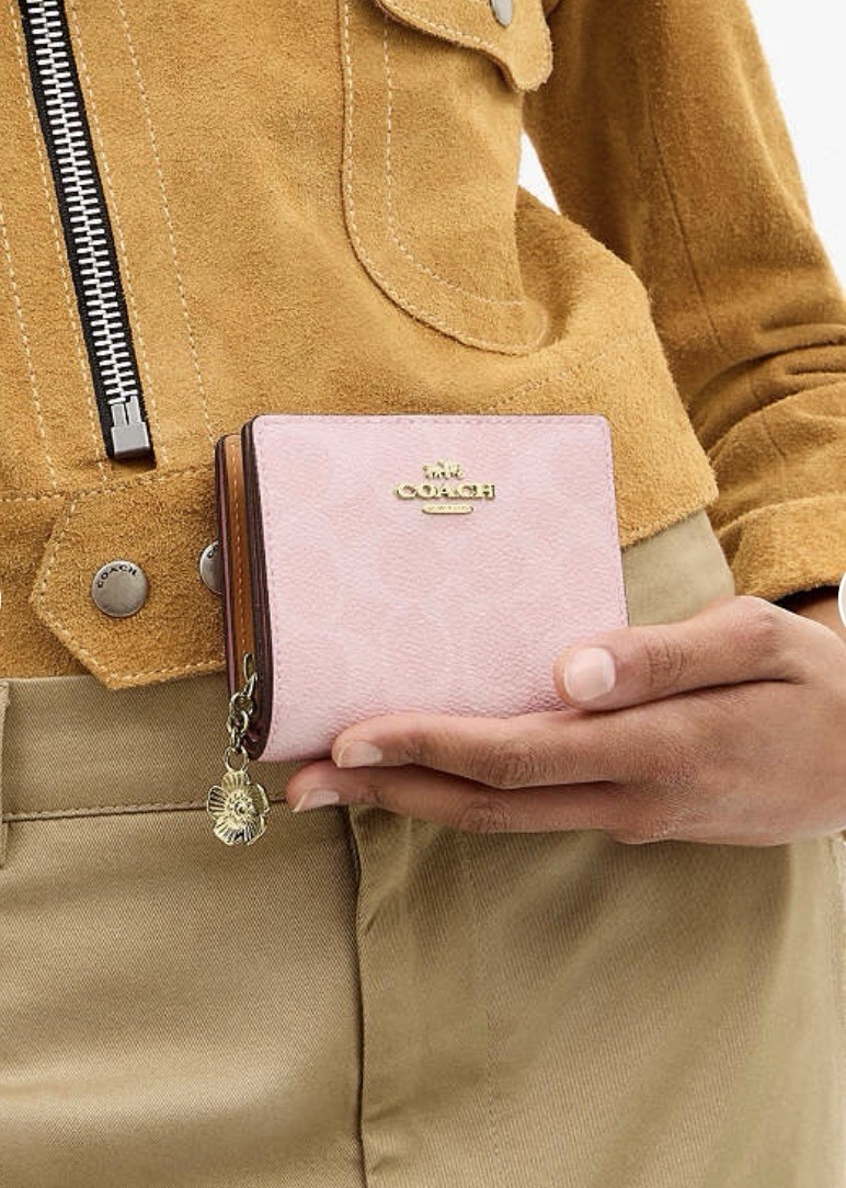 NWT Coach Snap Wallet In Signature Canvas With Charm CEC34 Gold