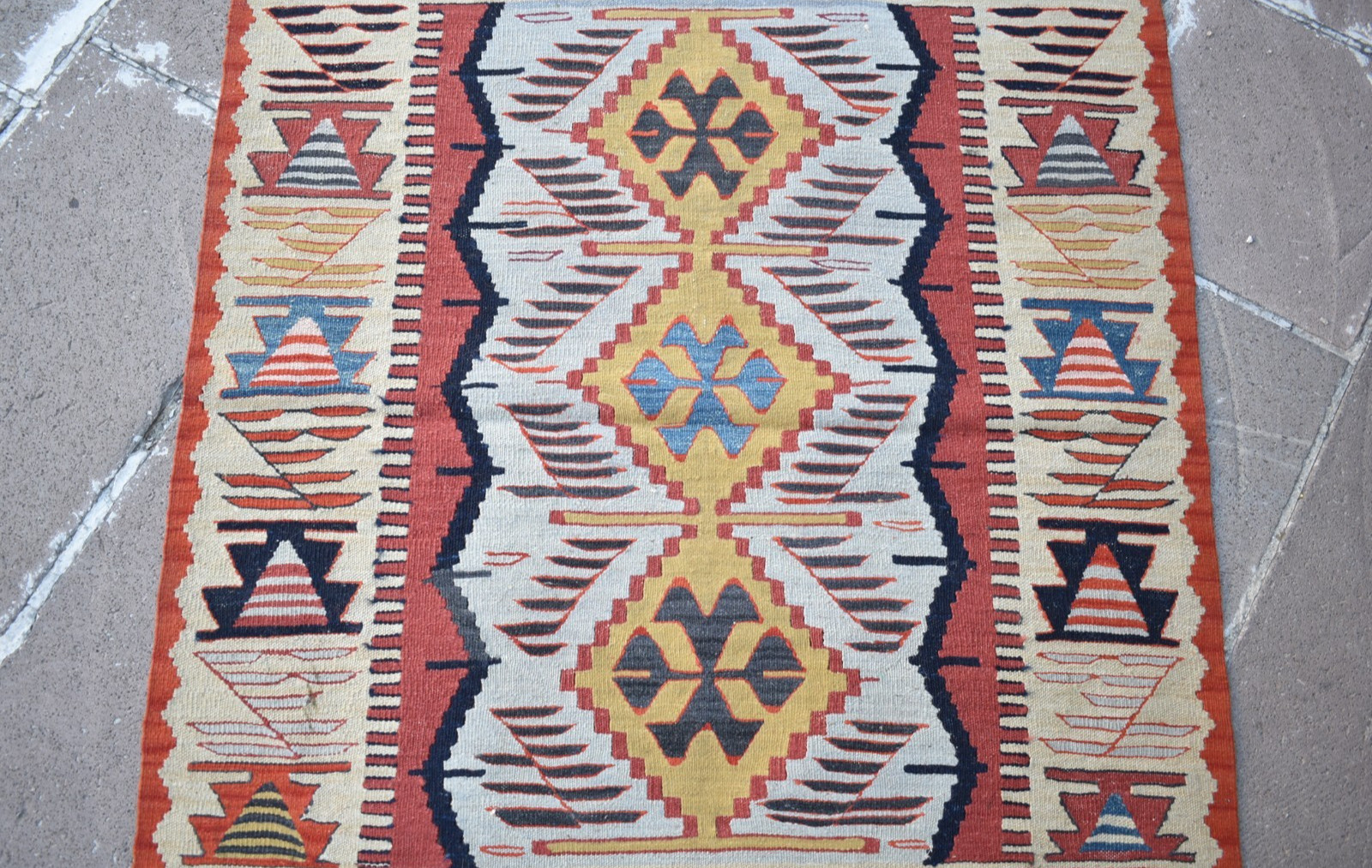 Turkish Rug 37'' x 44'' Vintage Anatolian Oushak Wool Rug Natural Color Wool Rug