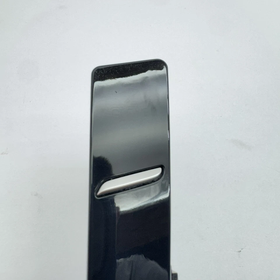 Interruptor de liberación de puerta Cadillac XTS 2013-2019 OEM 84144309 Foto 3 de 4