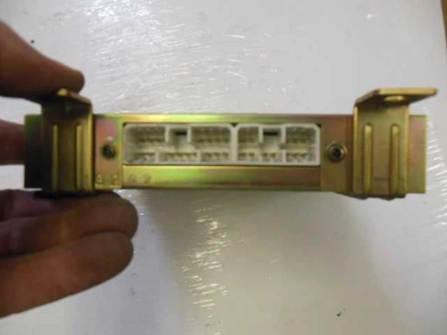 Шасси ECM коробка передач правая нижняя панель 2,05 л подходит для 90-91 PRELUDE 361970 - Изображение 2 из 2