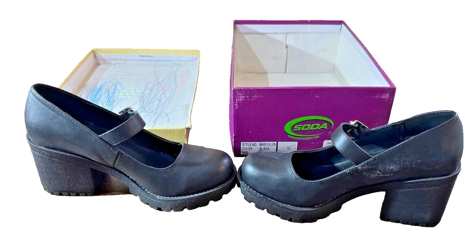 Soda Chunky Platform Mary Ellen Shoes Women’s Size 7.5 Chunky Heel Goth - Image 4 of 4