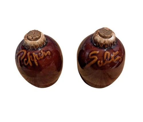Vintage Hull Pottery Salt & Pepper Shakers Brown Drip 1960s Stoneware Cork Stopp