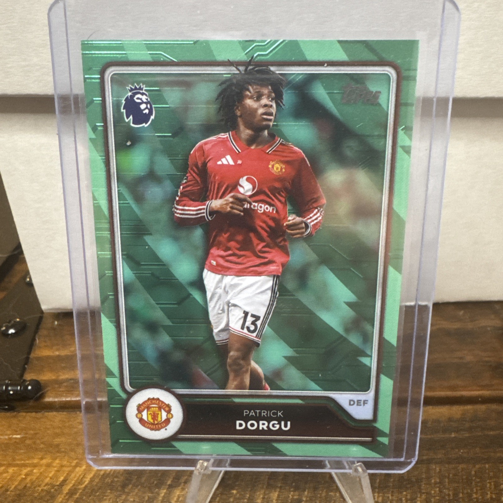 Topps Premier League 2026/27 Patrick Dorgu #193 Man United Green Voltage