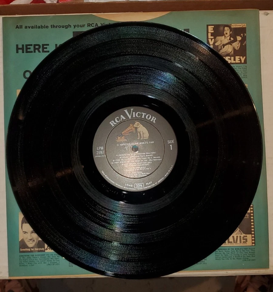 ELVIS PRESLEY It Happened At The World's Fair "Living Stereo" RCA LSP-2697 1ST  - Image 3 of 4