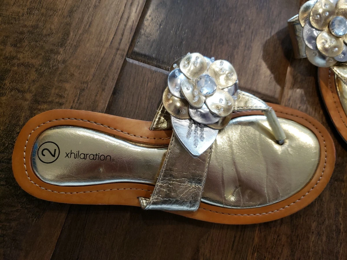 Girls Metallic Gold Sandals Flip Flops Flower Design Rhinestones