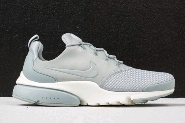 nike air presto light pumice