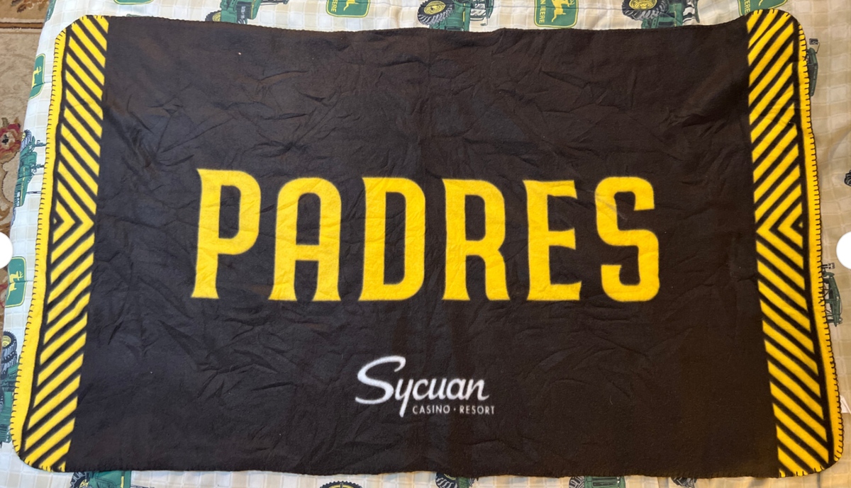 San Diego Padres Fleece Throw Blanket Stadium Give-Away 6/26/2021