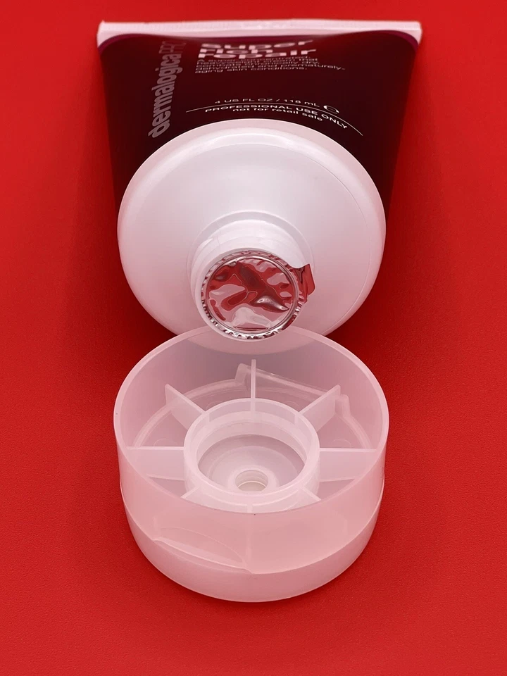 Dermalogica Super Rich Repair tamaño profesional (4 oz/118 ml) Foto 3 de 3