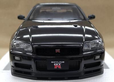 Autoart NISSAN SKYLINE GT-R (R34) V Spec II 1/18 Composite die