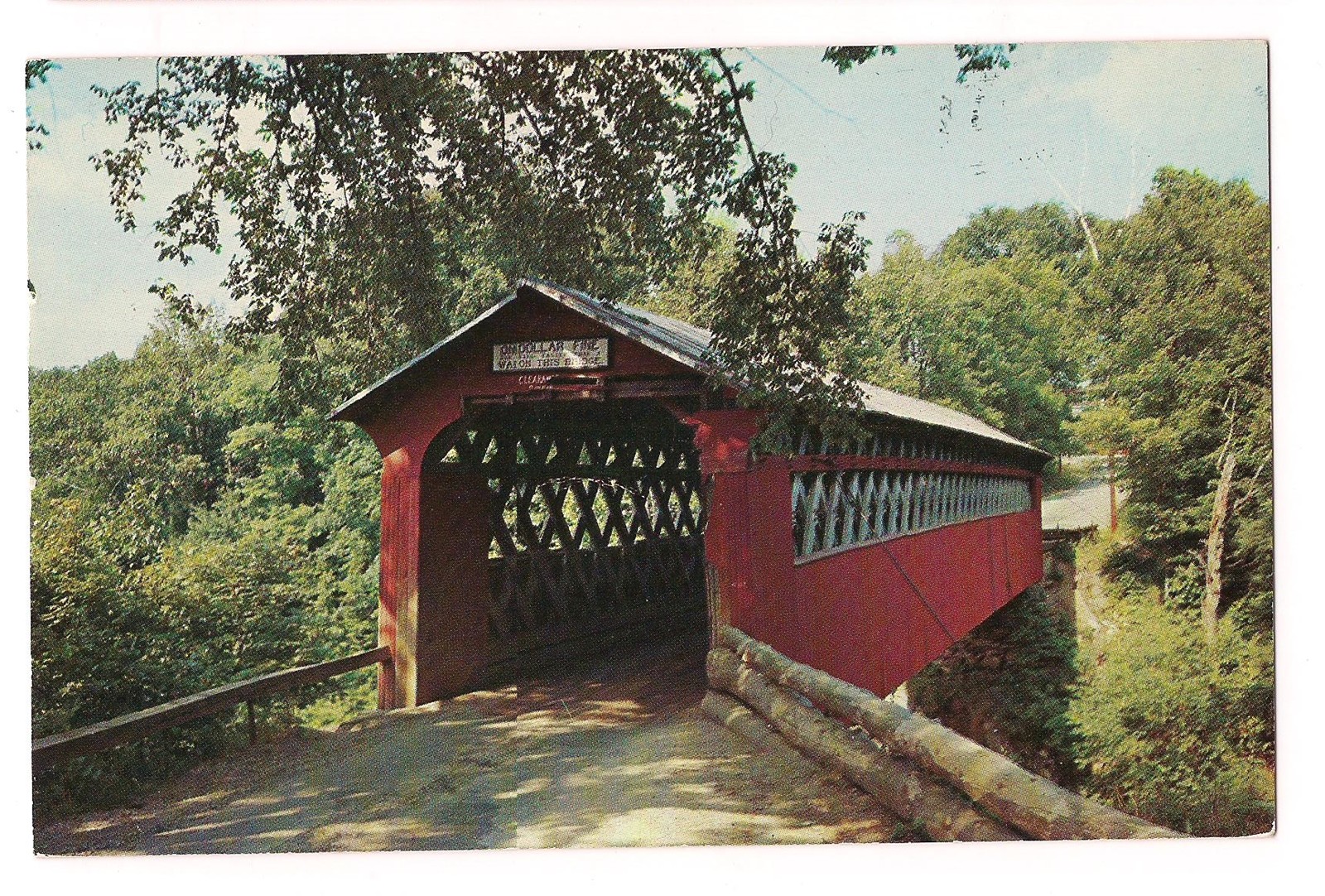 COVERED CHISELVILLE BRIDGE East Arlington Sunderland Vermont Postcard