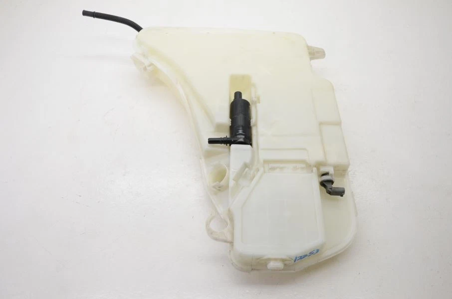 2012-2019 BMW 640I Gran Coupe Windshield Washer Bottle 7269663  - Image 4 of 4