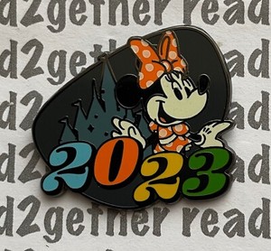Disney Pin 2023 Parks Booster Minnie Mouse
