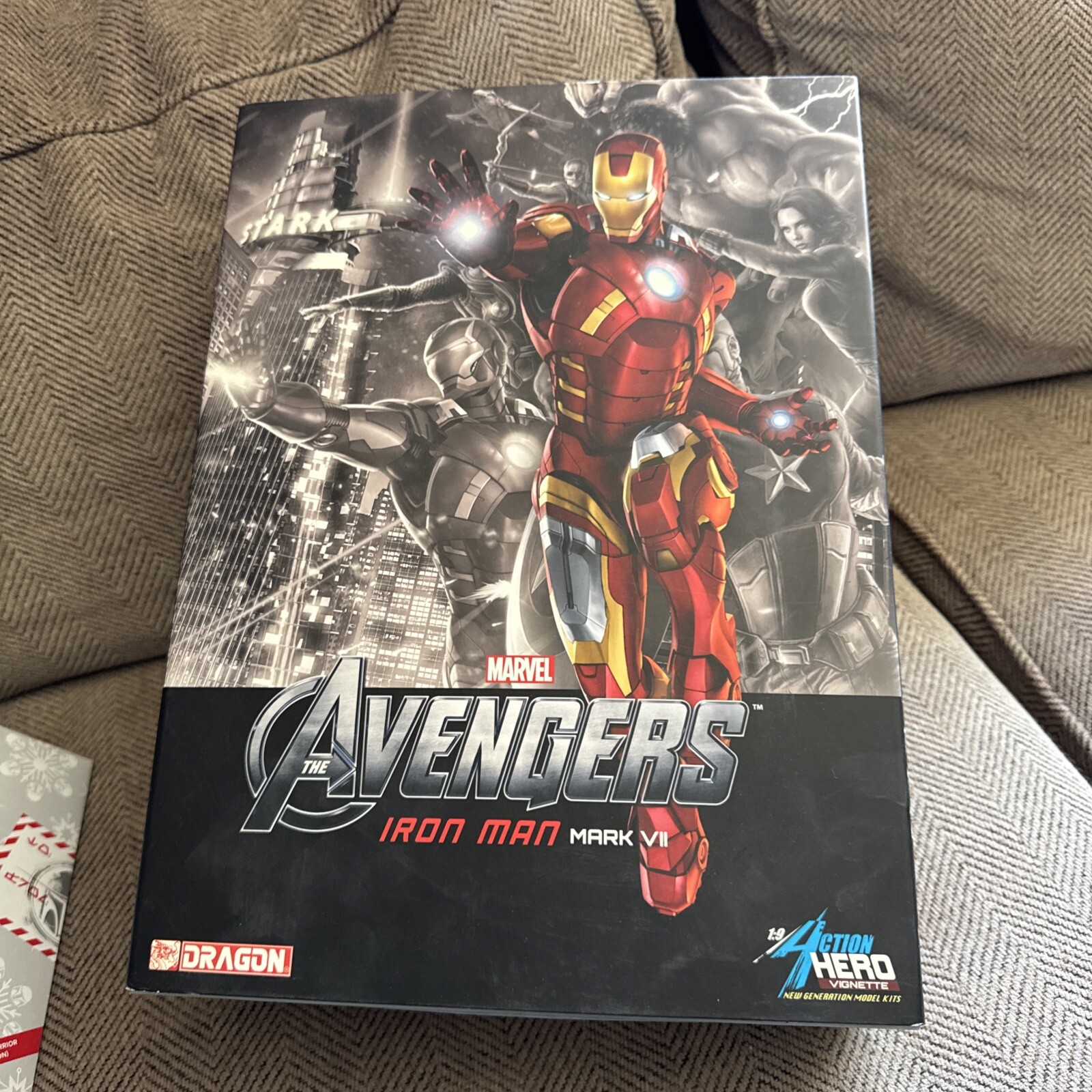 Dragon  1/9 Marvel Avengers Iron Man  Mark VII Action Hero V