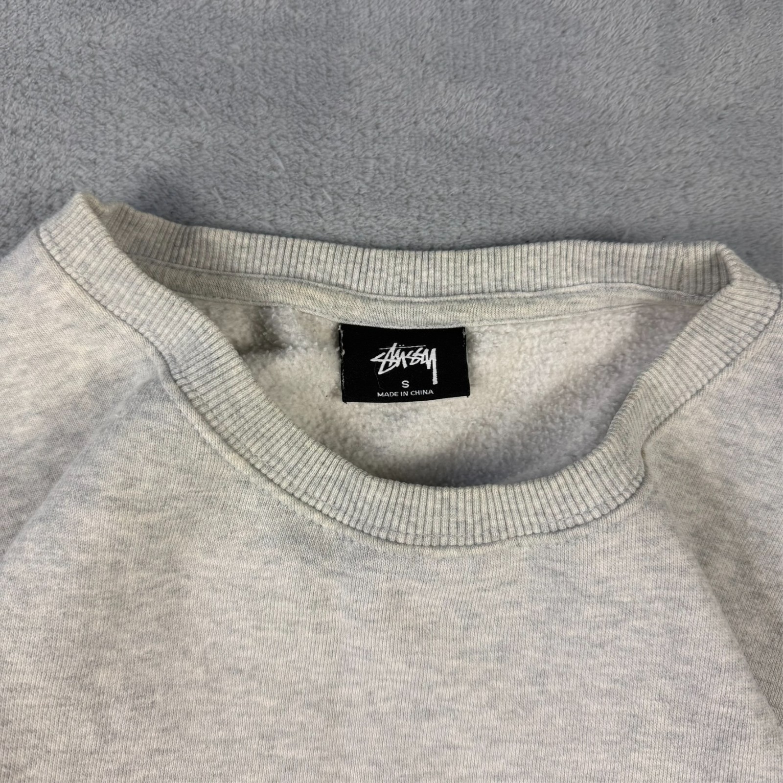 Vintage Stussy 2000's Grey Spellout Heavyweight Size Small Pullover Sweatshirt image 5