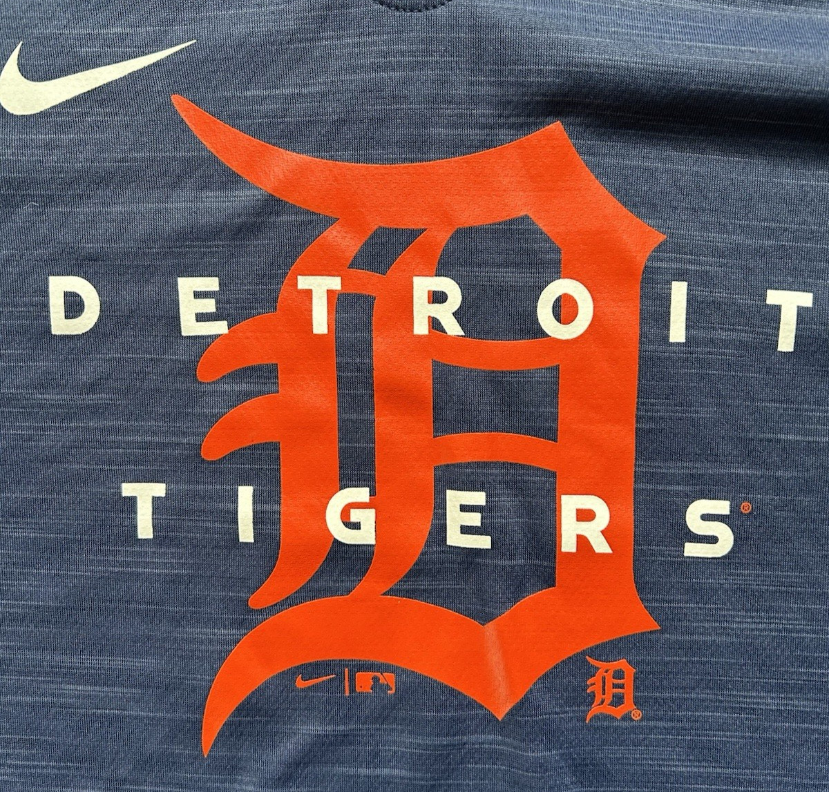 Nike Detroit Tigers MLB Blue Orange Dri-Fit T-Shirt • Women's L thumbnail 3