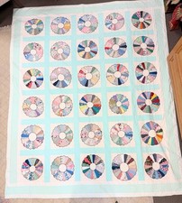 Vintage Dresden Plate handmade quilt 88x110