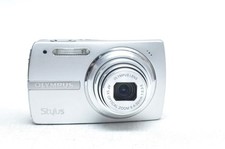 Olympus Stylus 820 Compact Digital Camera Silver