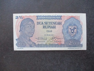 Indonesian Banknotes: Circulated Great Item Must Have (Q179)