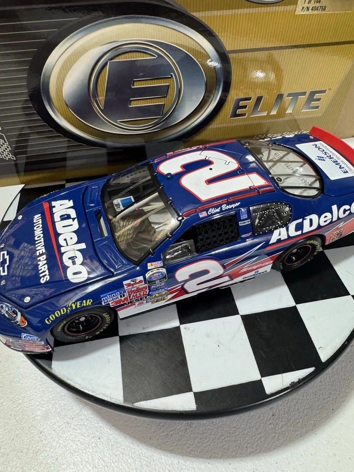 RARE* Clint Bowyer ELITE #2 ACDelco 2006 1/24 Nascar Diecast - Image 4 of 4